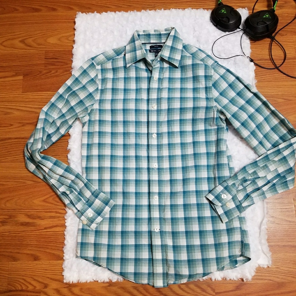 GAP  Shirt